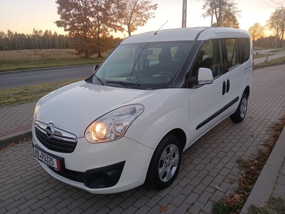 Opel Combo, Model 2017r 1.6 Jtd Serwis ,Stan bardzo dobry _