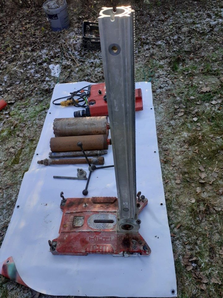 Wiertnica do betonu Hilti DD-250E