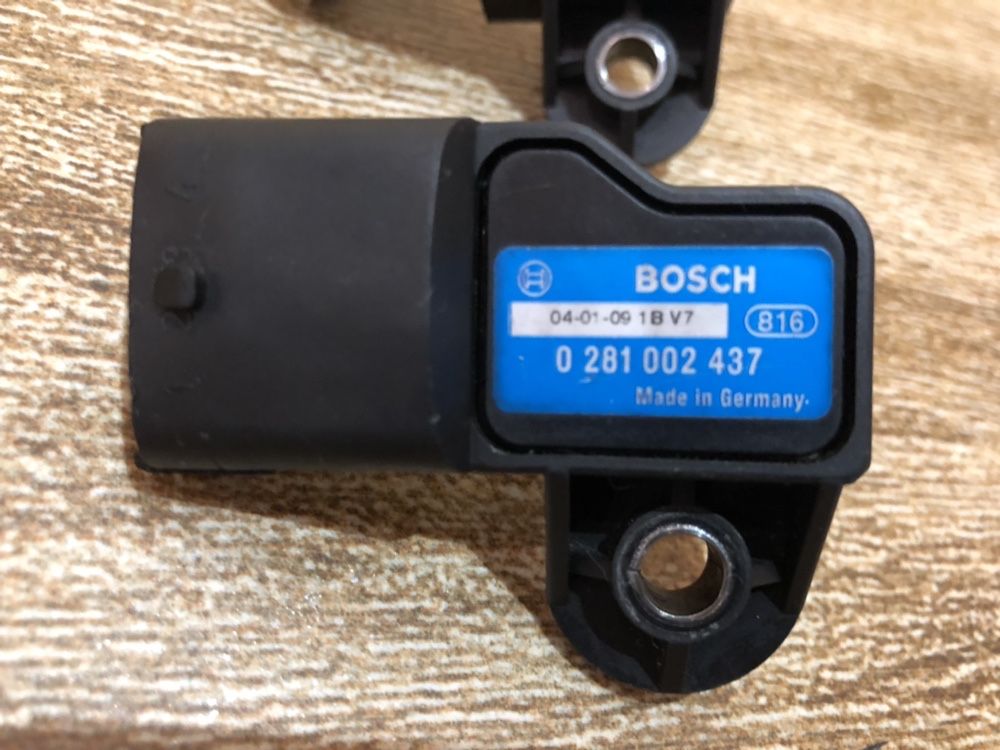 Датчик давления наддува Bosch 0281002437 Opel Vectra C Signum Вектра Ц