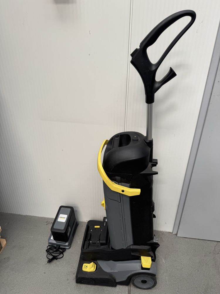 Karcher szorowarka BR 30/4 C