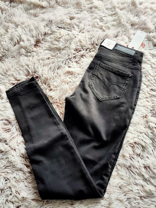 Czarne jeansy Lee Cooper