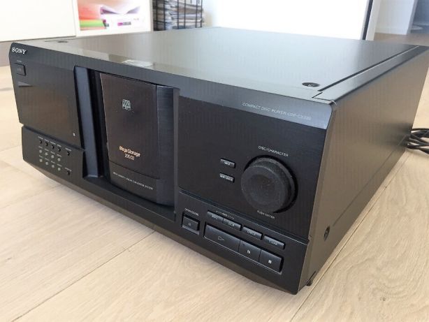 Sony Compact Disc Player für 200 CD's