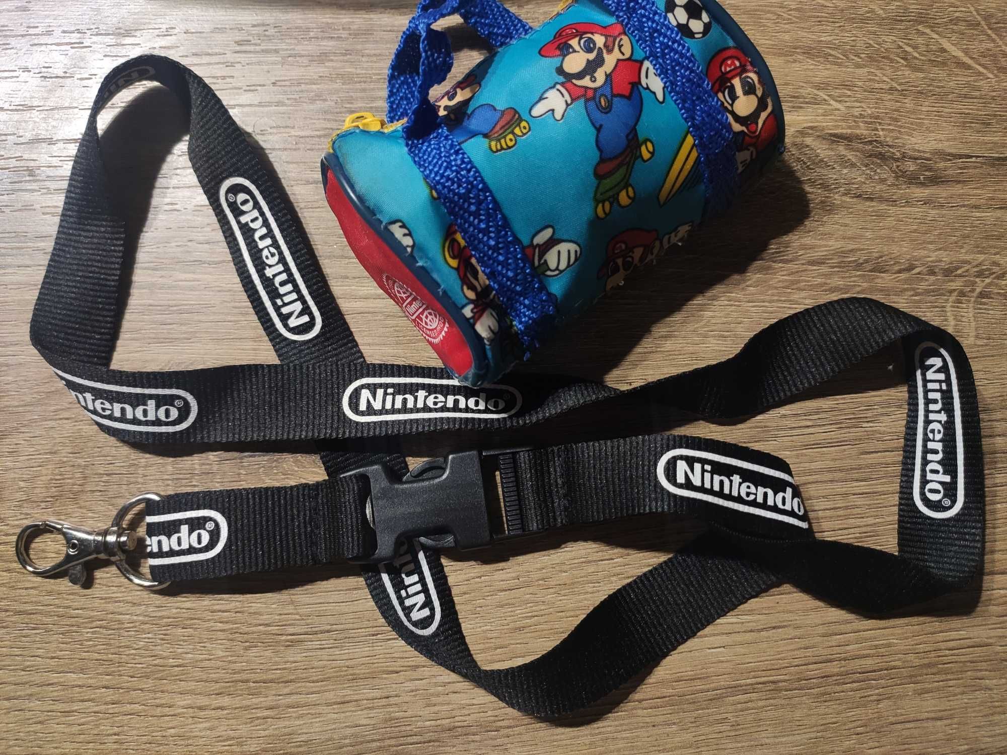 Unikalny portfel-portmonetka Super Mario i smycz Nintendo!