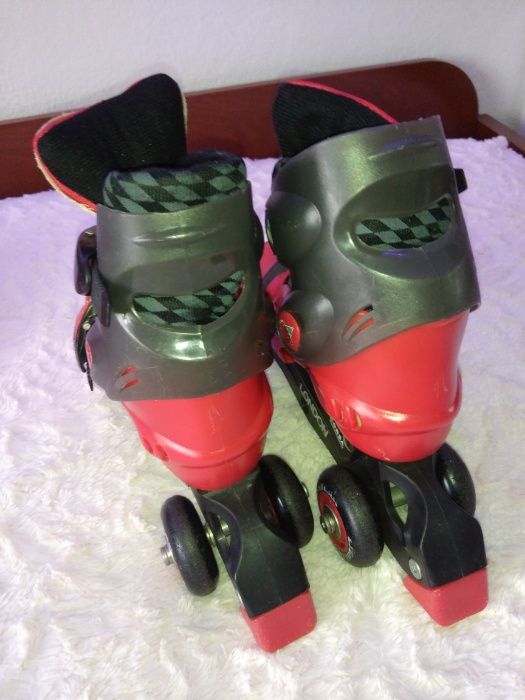 Patins criança Faísca Mcqueen com capacete incluído