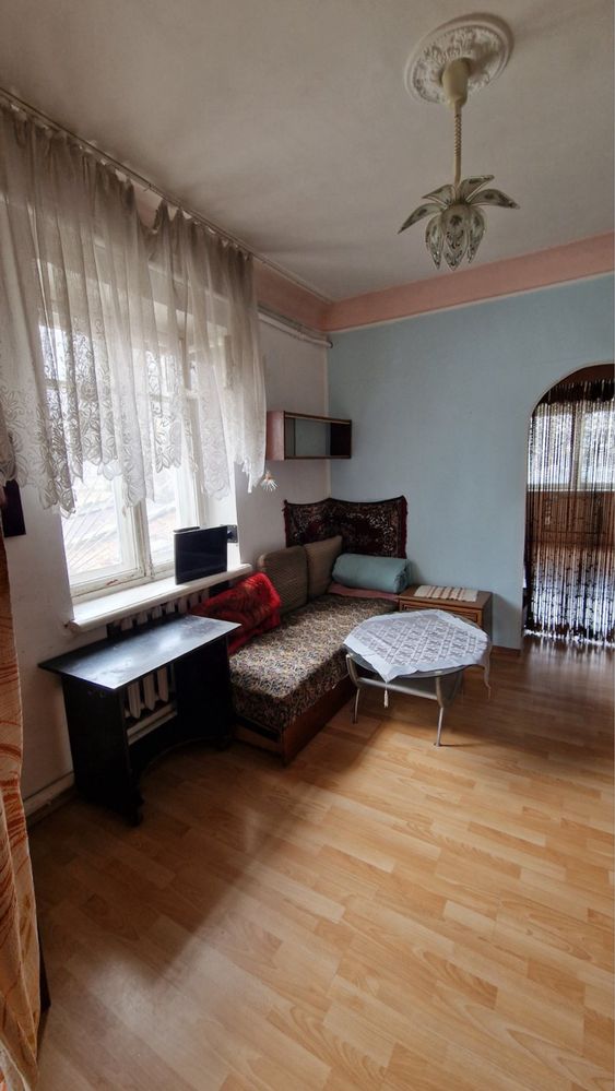 Продам 2 кімнатну квартиру на Прохоровськой