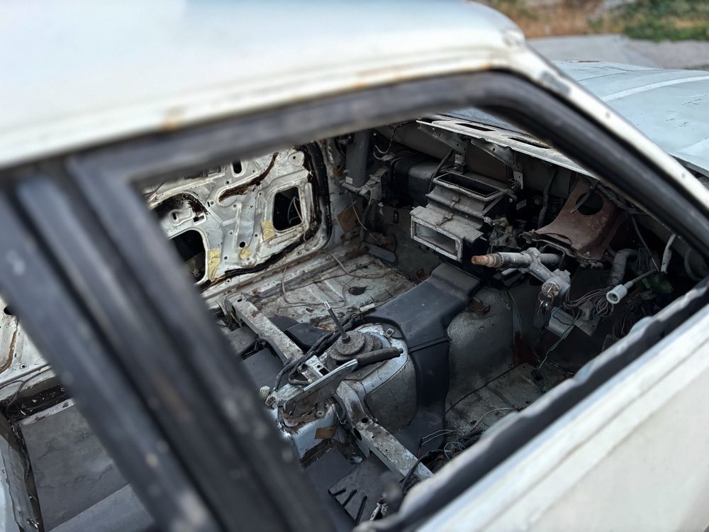 Nissan Skyline C210 (1977-1981)