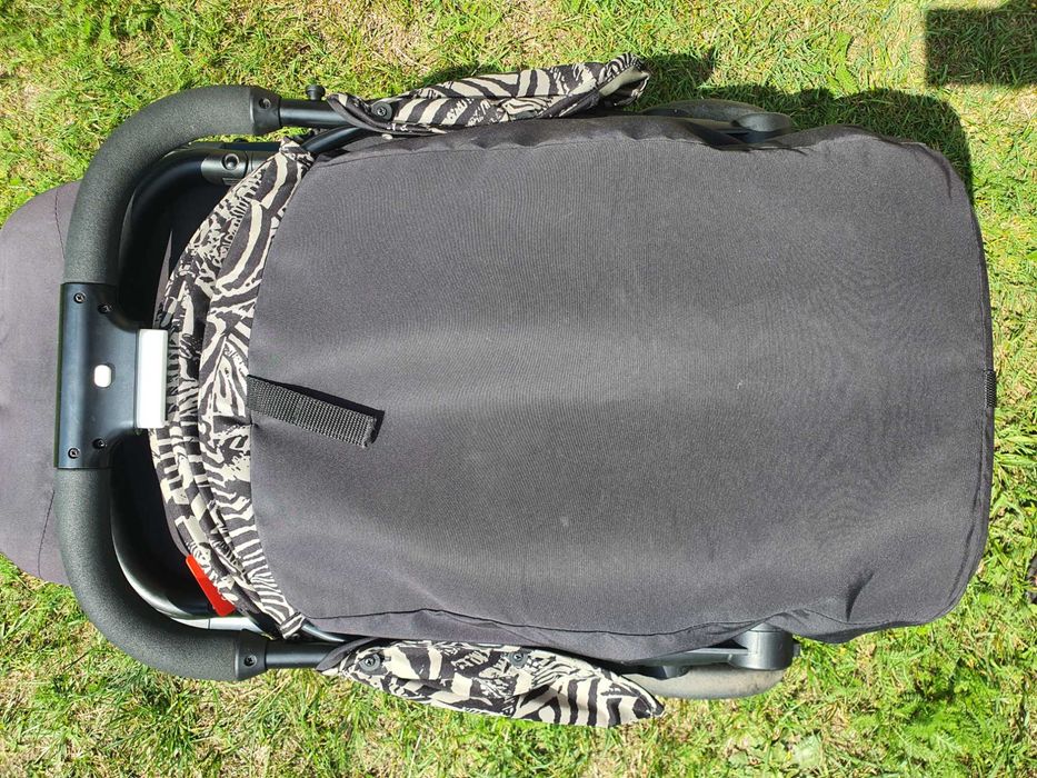 Wózek spacerowy GB QBIT + ALL TERRAIN SPACERÓWKA czarny zebra