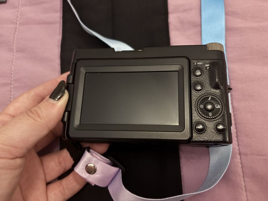 Maquina fotografica compacta nova