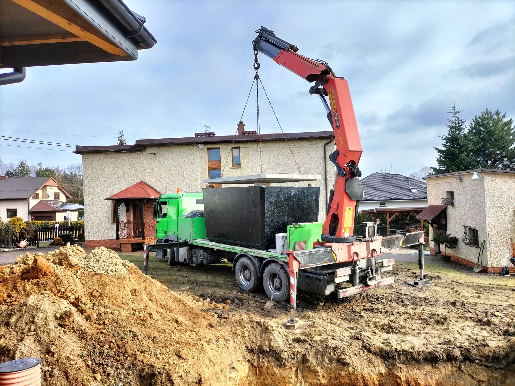 zbiorniki betonowe betonowy na szambo szamba deszczówkę