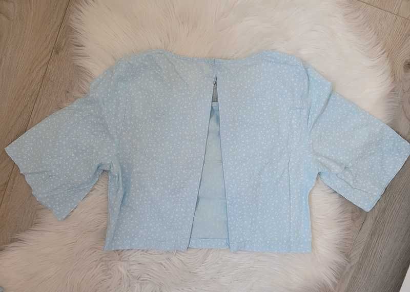 Niebieski, bawełniany komplet w kwiaty - crop top + spódnica, S (36)