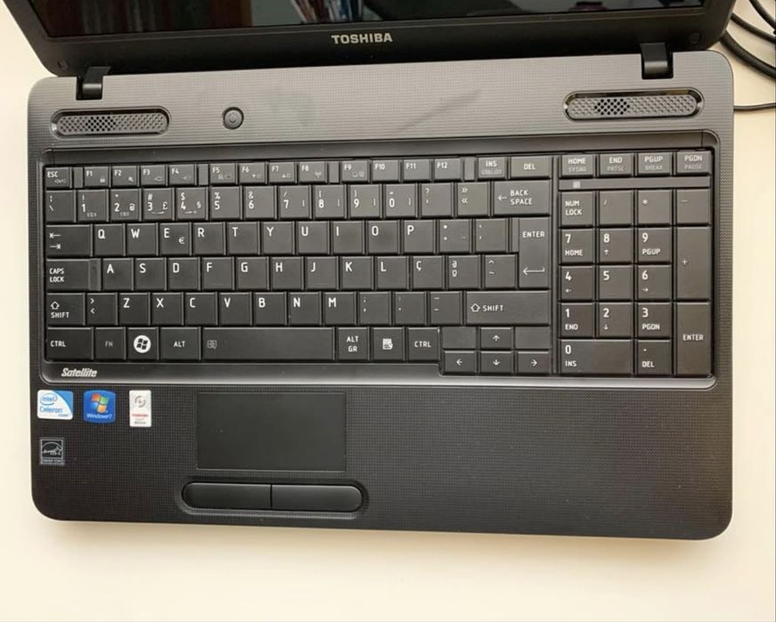 Portátil Toshiba satellite c650-101