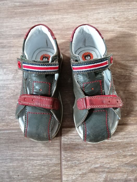 Sandałki Lasocki rozm. 25