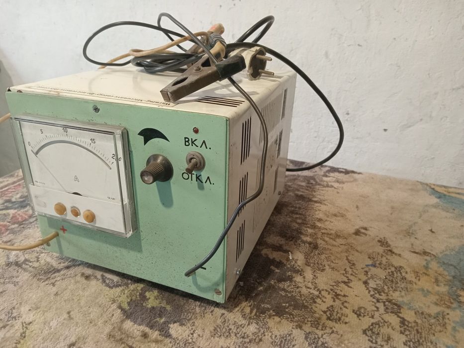 Зарядгрузових акумуляторов