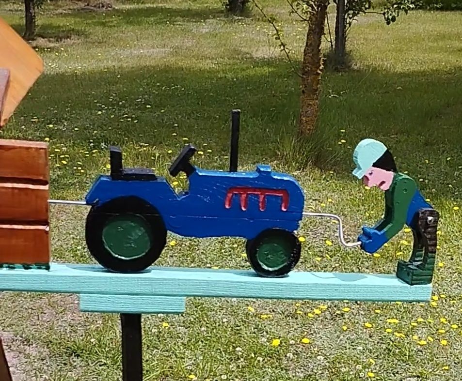 Wiatrak ogrodowy traktor ozdoba ozdobny