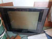 Старий телевізор (не працює, але можна полагодити)