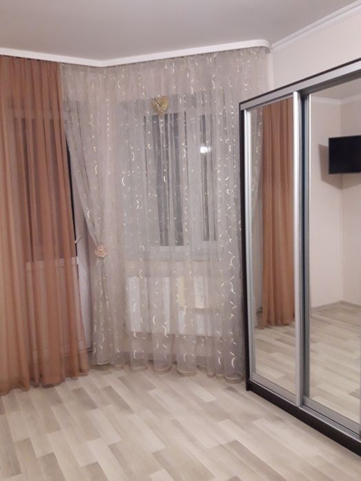 Нова  Квартирки-студія в  центрі