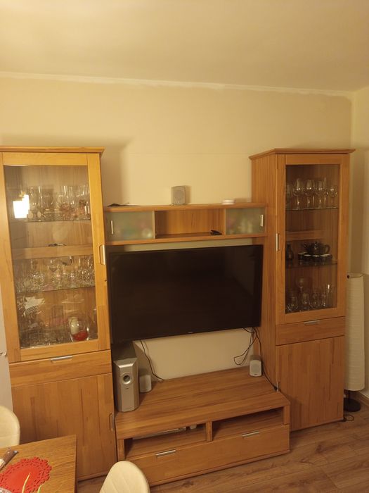 Zestaw mebli do salonu pokoju,  witryny fronty z drewna