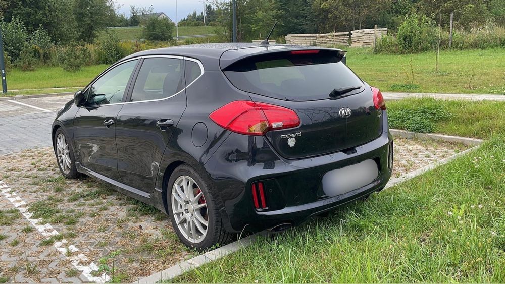Kia Ceed II GT 1.6 2014r. 204 km uszkodzony silnik