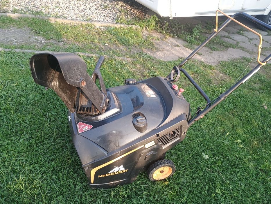 Odśnieżarka spalinowa