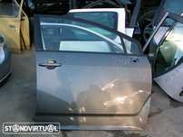 Porta toyota Corolla Verso frente e tras