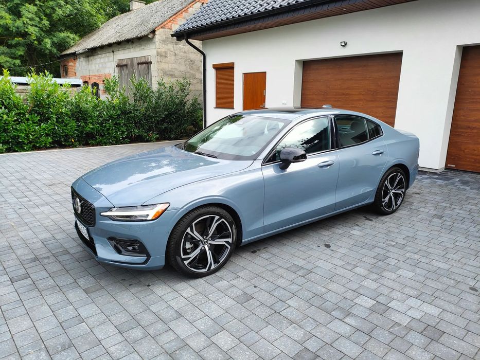 Volvo S60 Volvo S60 B5 III Plus Dark 2024 rok Mild hybryda