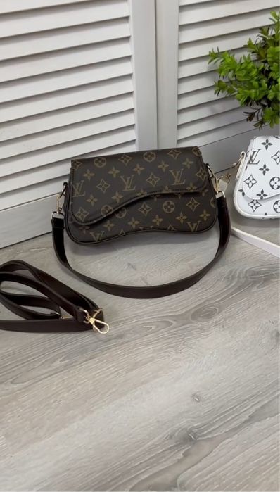 Стильні жіночі сумочки , які доповнят твій образ