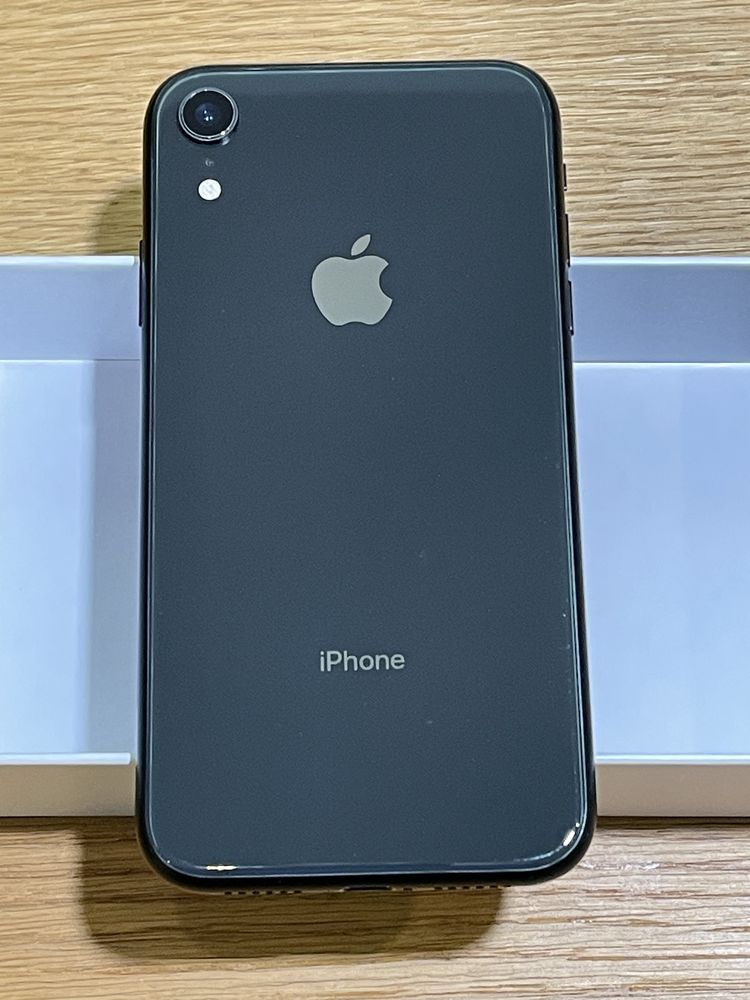 iPhone XR 64GB, jak nowy