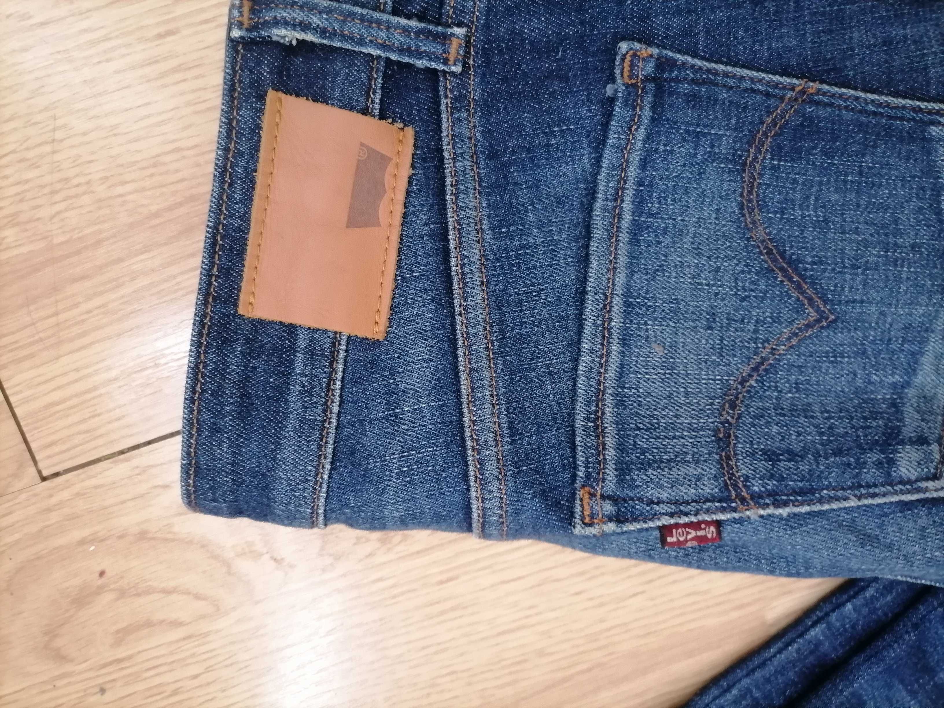 Джинсы фирмы Levis оригинал