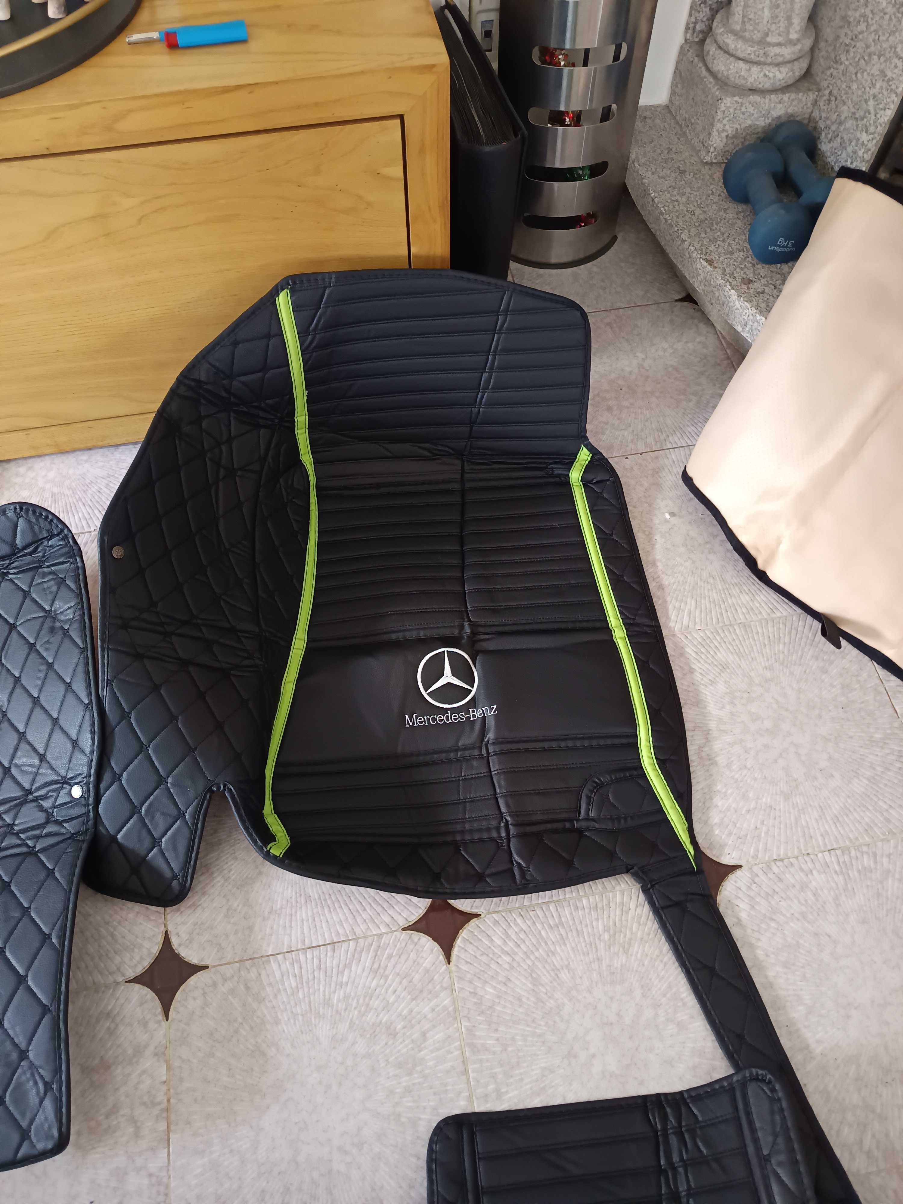 Tapetes com abas altas Mercedes GLC