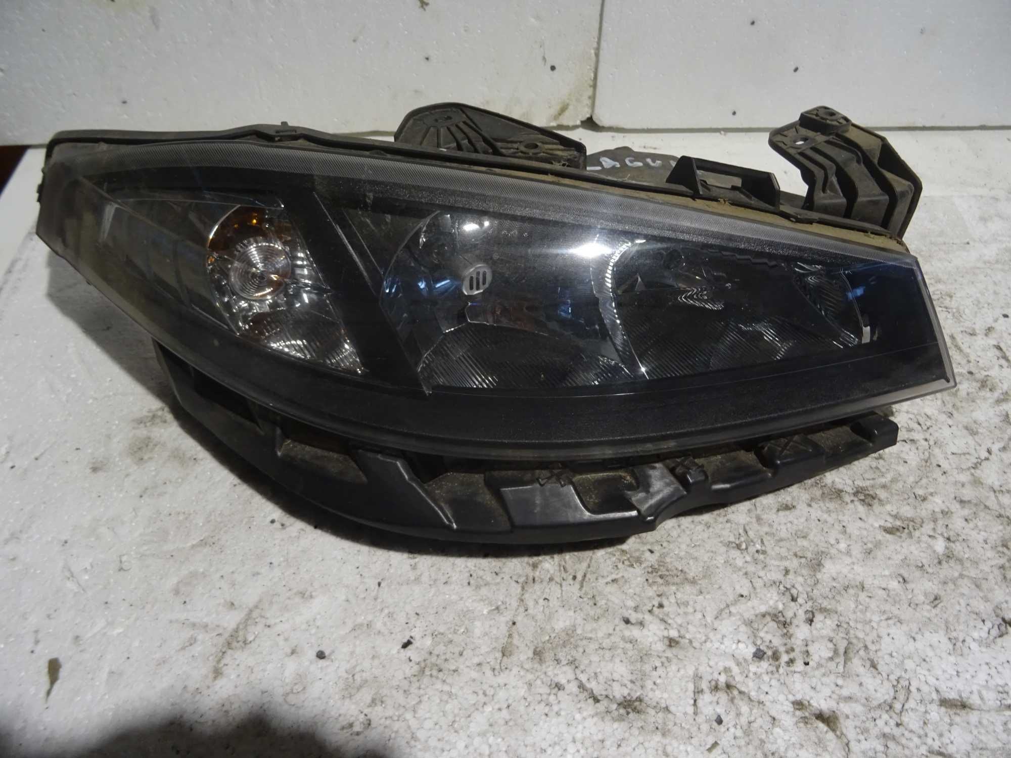 Lampa Prawa Przód Renault Laguna II 2 Lift