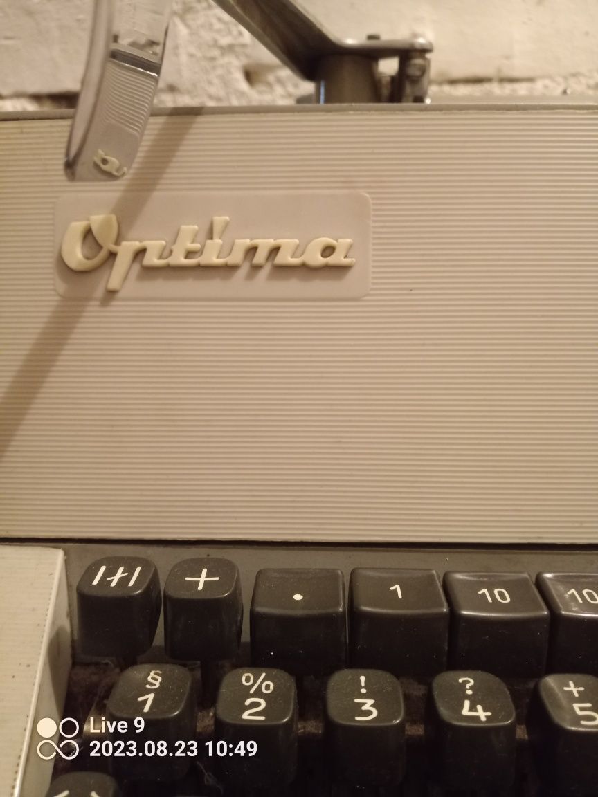 Maszyna do pisania OPTIMA