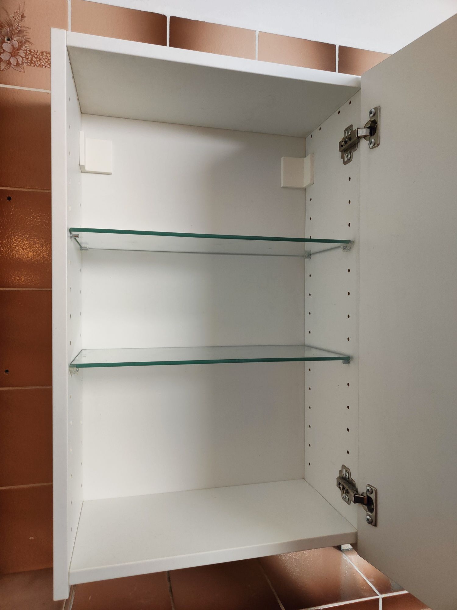 Szafka wisząca  łazienkowa Ikea