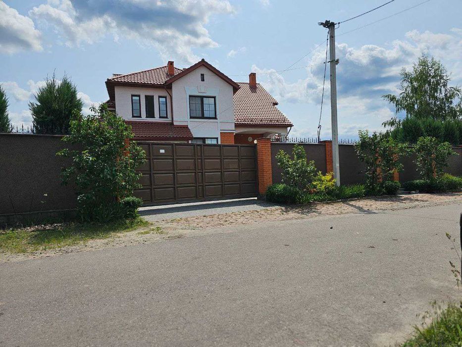 Пухівка. Продам 28сот під забудову, асфальт, житлова вулиця, поряд ліс