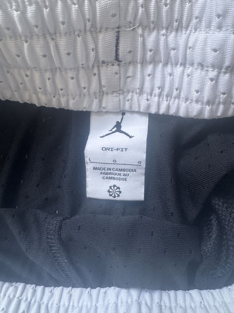 Spodenki Jordan L oryginalne