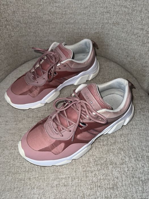 Кросівки tommy hilfiger 39 кроссовки