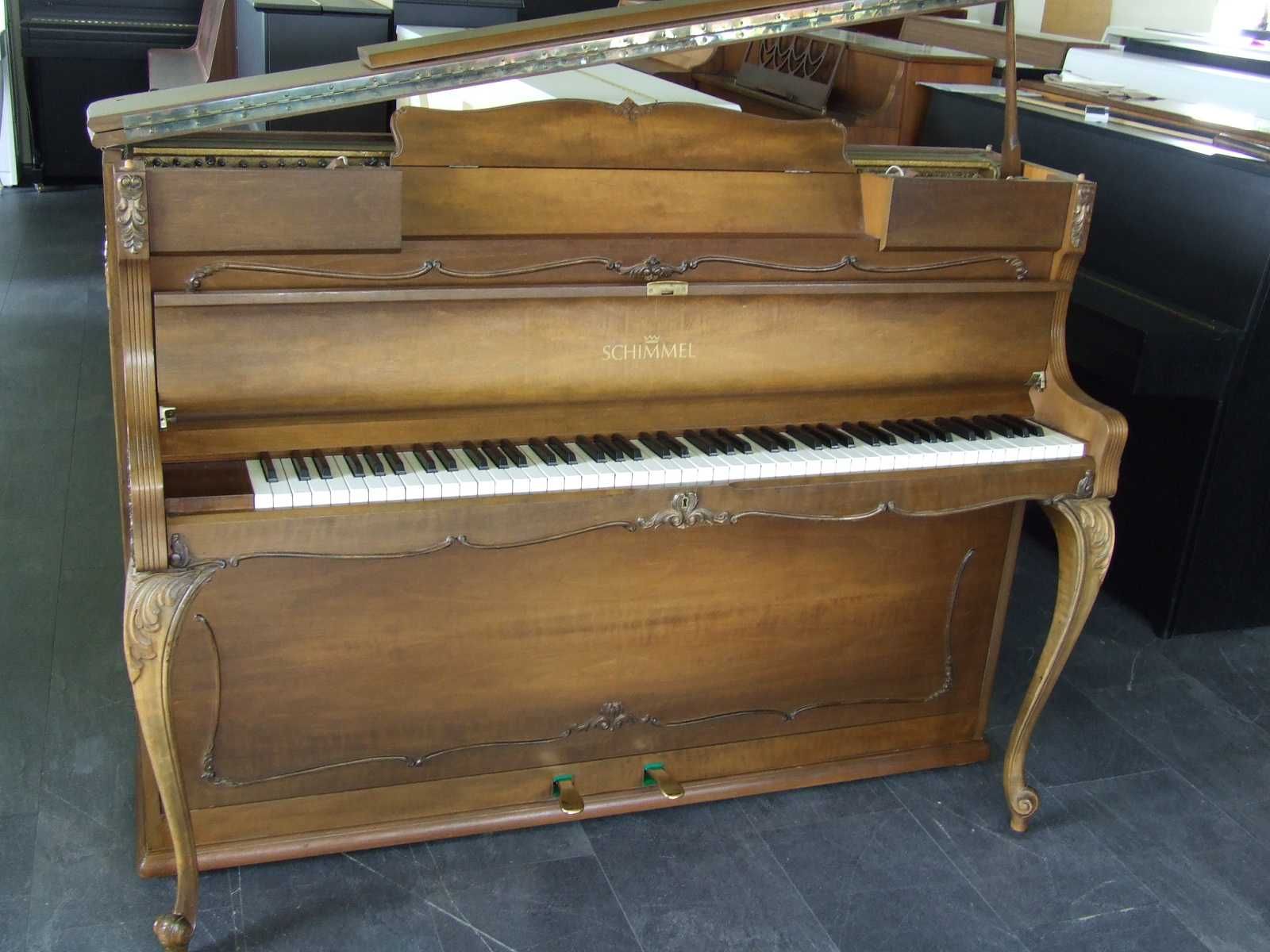 Pianino Schimmel, instrument i mebel - Piano Lovers