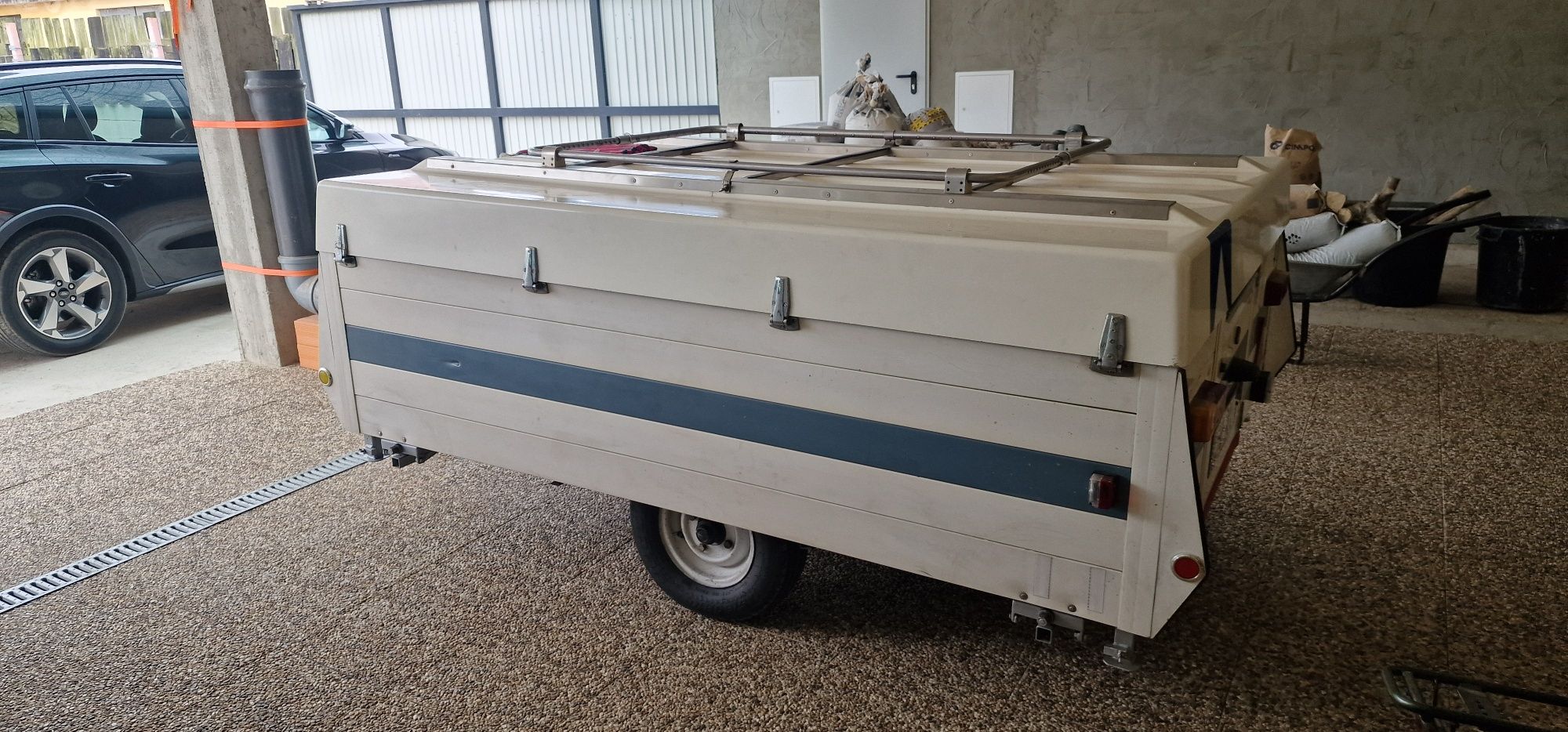 Auto tenda 6 dormidas em muito bom estado