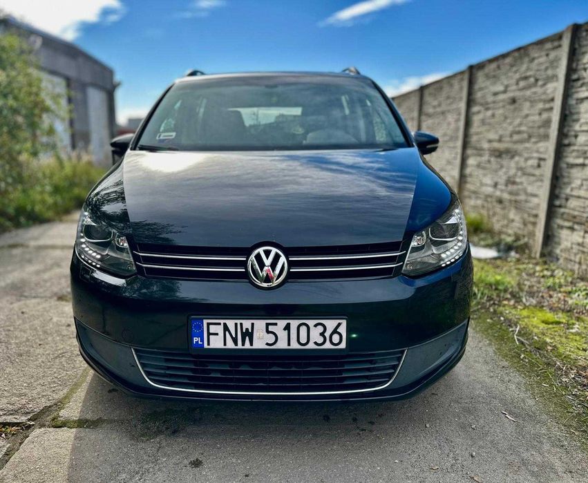 vw touran 1,6 tdi xenon navi czujniki zarejestrowany
