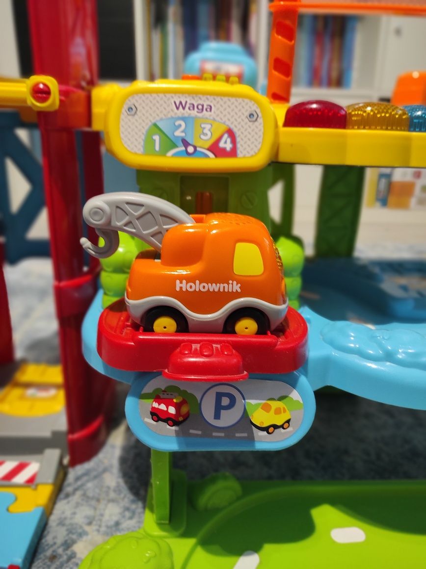 Tut Tut Autka Vtech Garaż w języku polskim