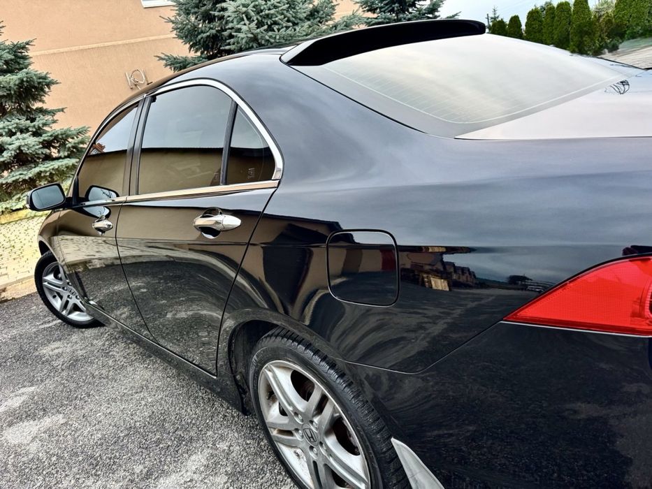 Honda Accord 2008 року 2 л бензин/автомат