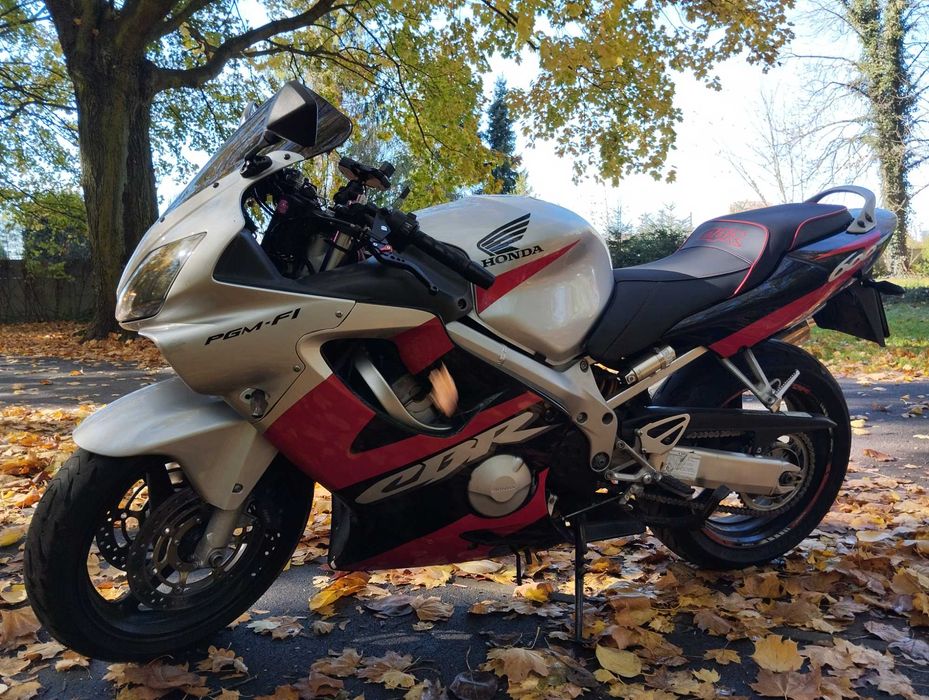 Sprzedam, zamienię za Opla insignie.