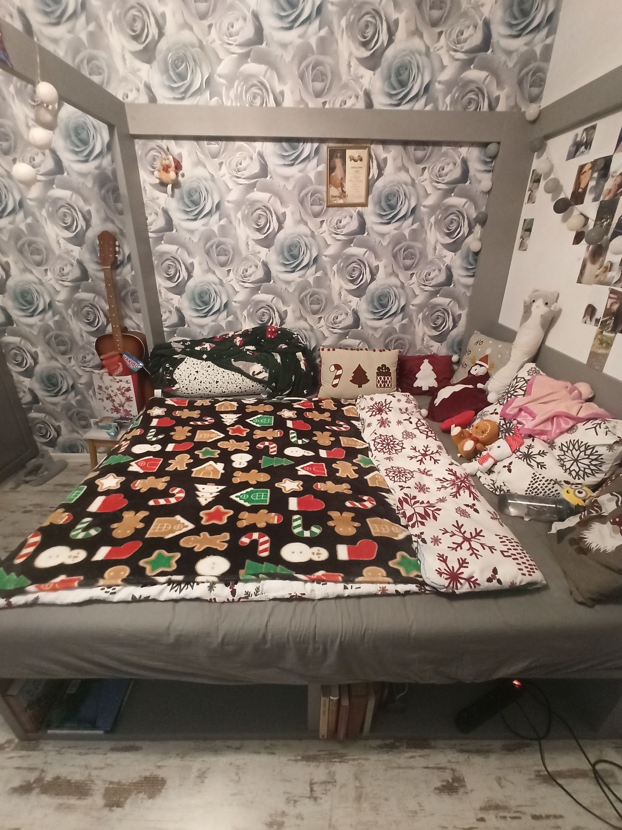 VOX 4YOU szare łóżko z baldachimem + materac marki Hilding