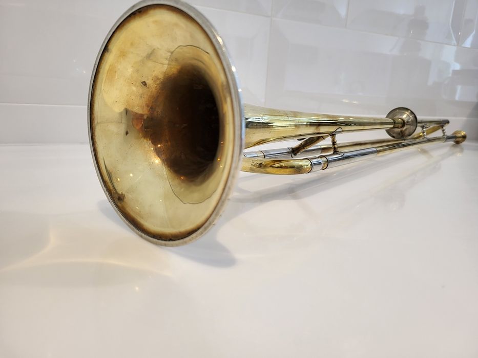 Trąbka instrument dęty ustnik