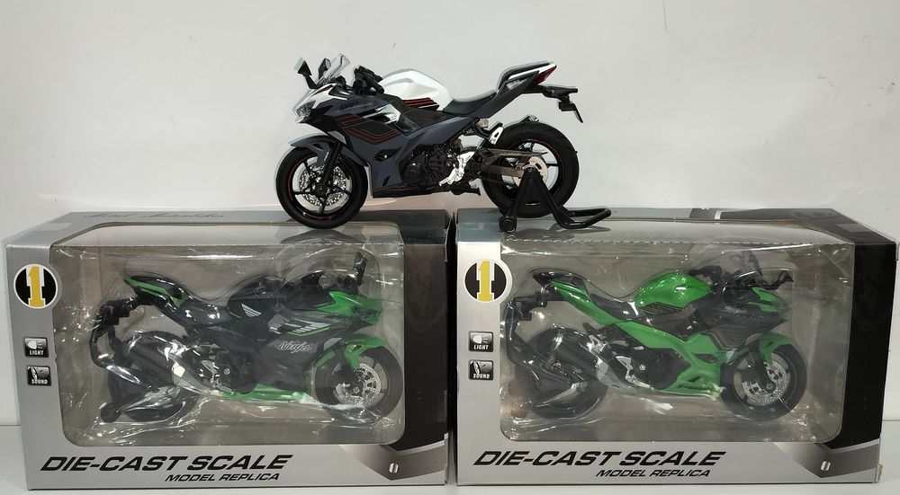 Kawasaki Ninja 400 модель мотоцикла 1:12 Металл Звук свет.