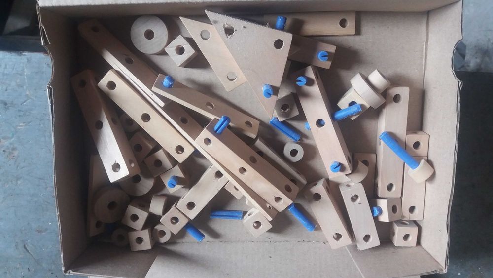 Конструктор з дерева