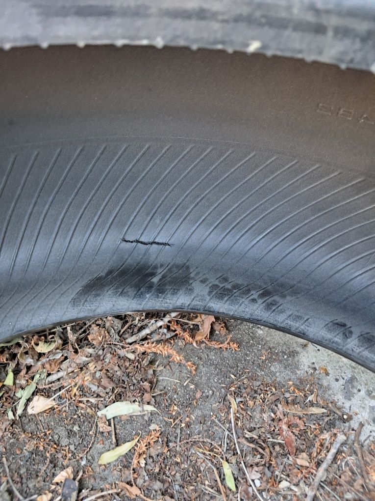 Шини Yokohama 215/45 R18