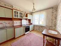Продаж  3 кімнатної квартири в центрі Корабельного. ВЕЛИКА кухня!!