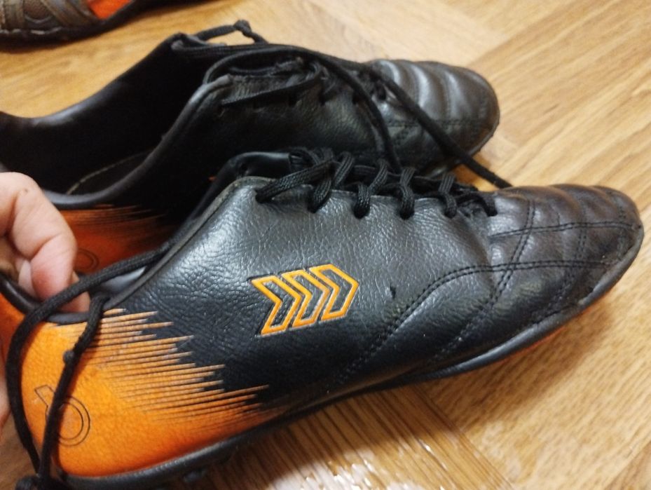 Классные сороконожки для футбола