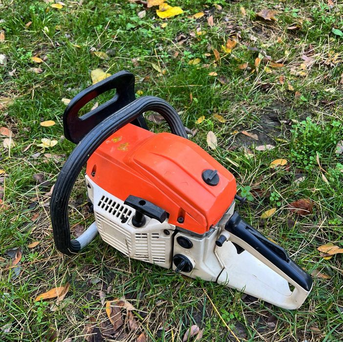 Продам пилку, бензопилу