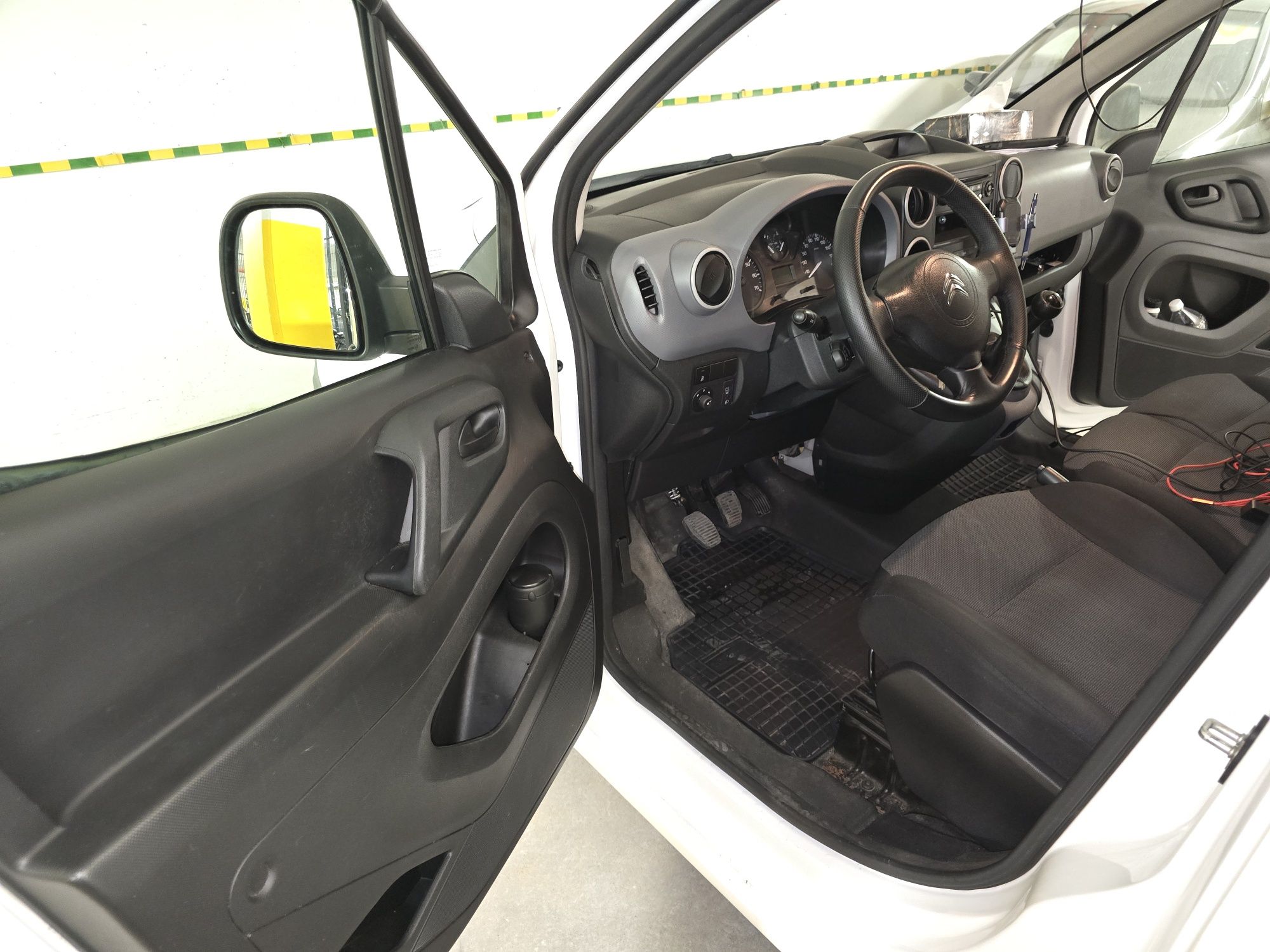 Citroen Berlingo 2016 VAT 1 cena Brutto - faktura